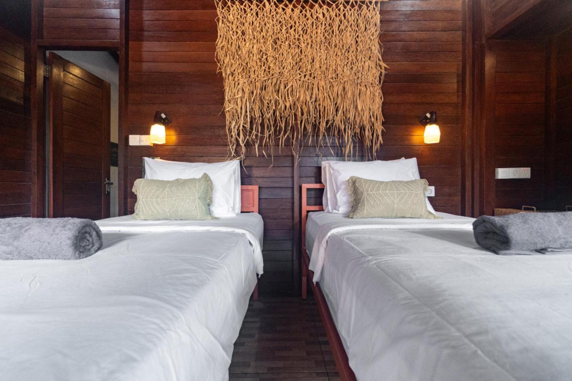 Mad Monkey Nusa Lembongan エクステリア 写真